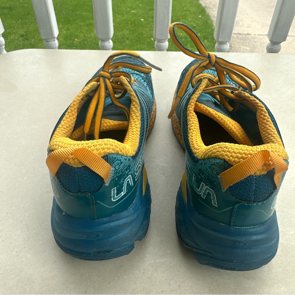 La Sportiva Akasha Blue Trail Running Sneakers Shoes 1988-C Women Size 7 - Picture 4 of 9